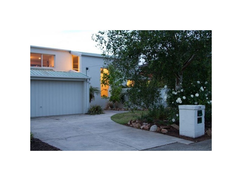 54 Mount Erin Crescent, Frankston South VIC 3199