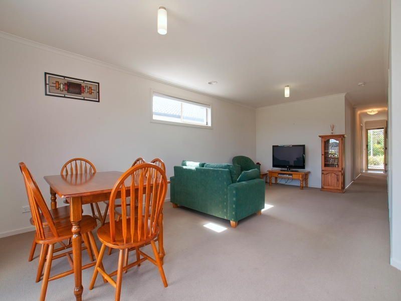 2/20 Banksia Cresent, Tyabb VIC 3913