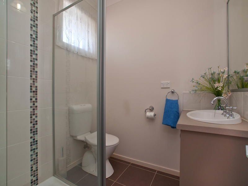 2/20 Banksia Cresent, Tyabb VIC 3913