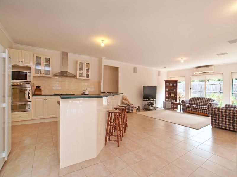 2A Bartlett  Street, Frankston South VIC 3199