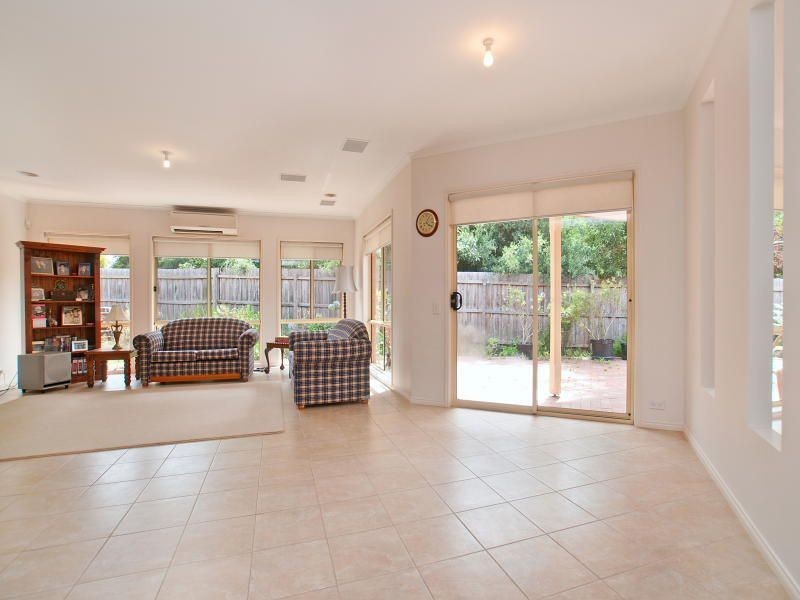 2A Bartlett  Street, Frankston South VIC 3199