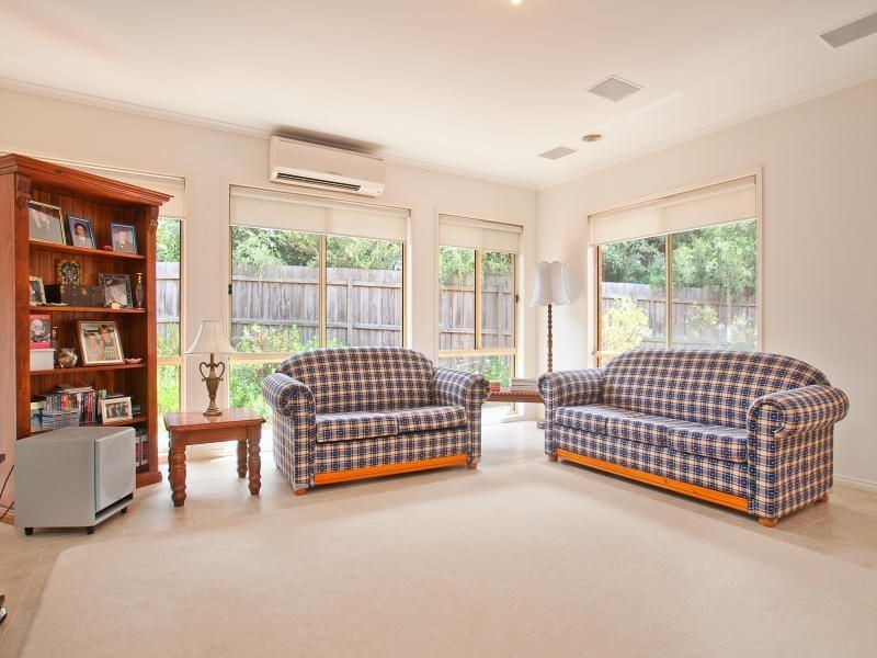 2A Bartlett  Street, Frankston South VIC 3199