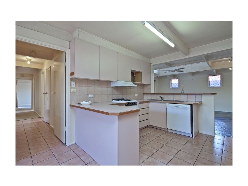 104 Grimwade Crescent, Frankston VIC 3199