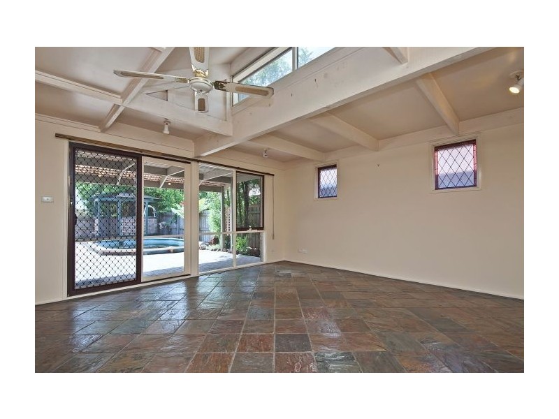 104 Grimwade Crescent, Frankston VIC 3199