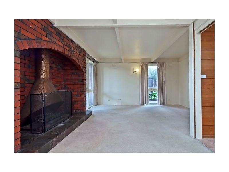 104 Grimwade Crescent, Frankston VIC 3199