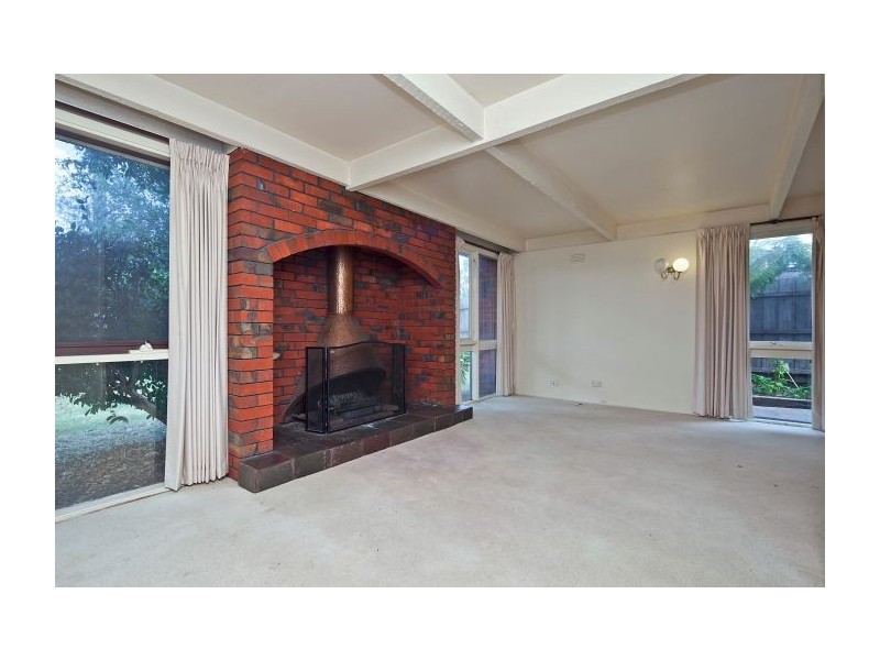 104 Grimwade Crescent, Frankston VIC 3199