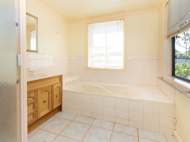 41 Kars Street, Frankston VIC 3199