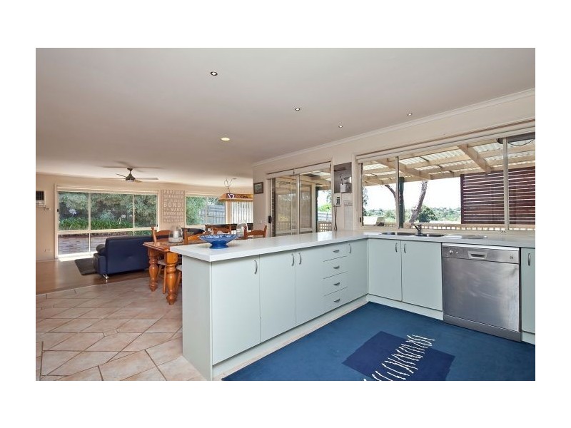 15 Jubilation Court, Frankston South VIC 3199