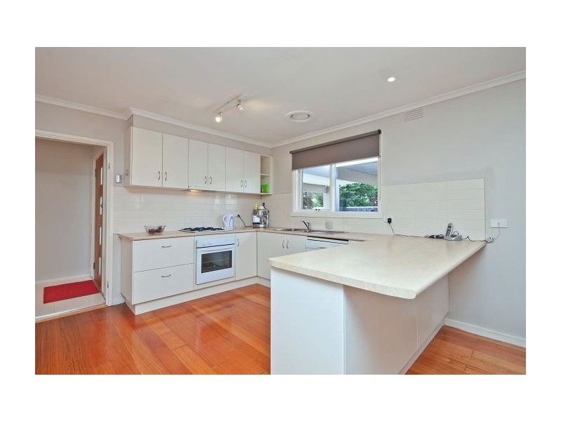 24 Kinsale Street, Seaford VIC 3198