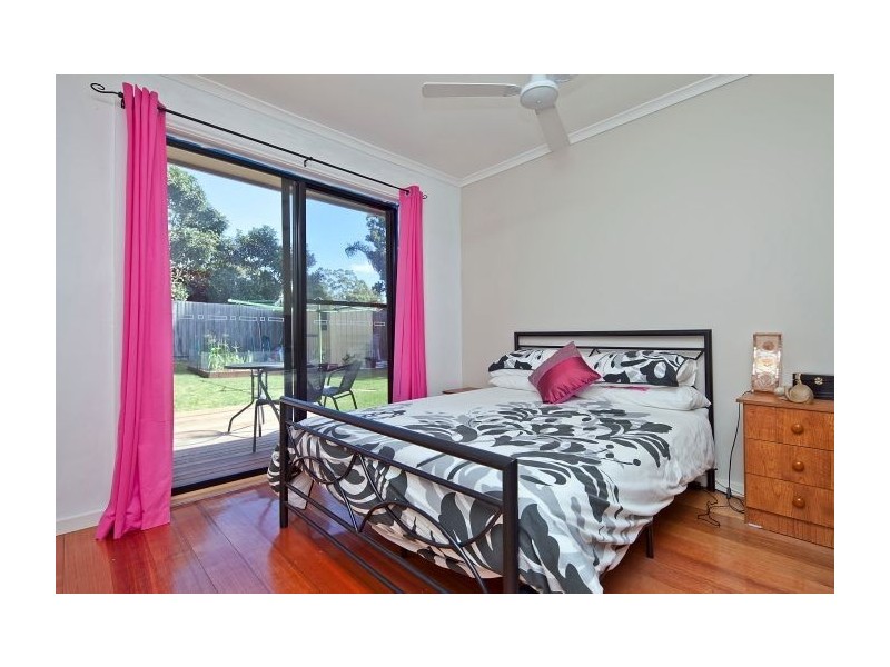 24 Kinsale Street, Seaford VIC 3198