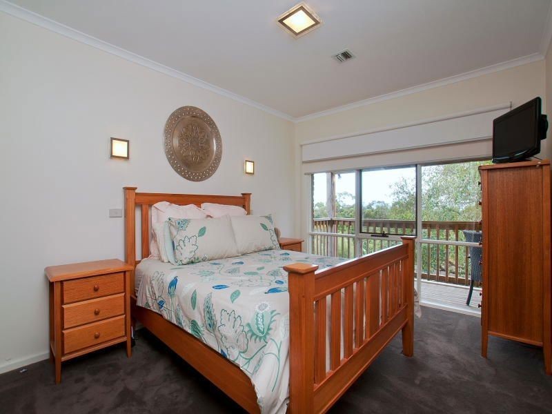 6 Tertullian Court, Frankston VIC 3199