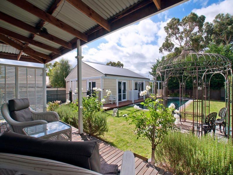 19 Bartlett Street, Frankston South VIC 3199
