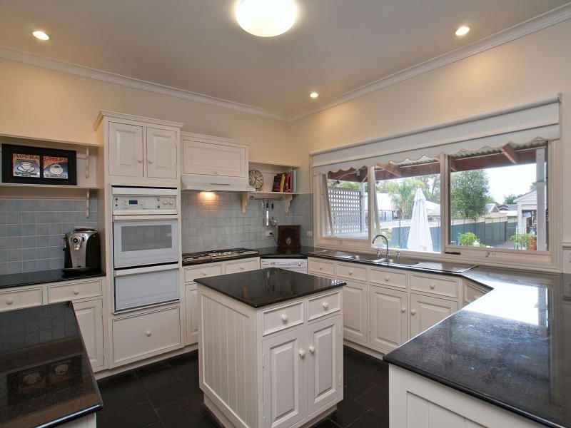 19 Bartlett Street, Frankston South VIC 3199