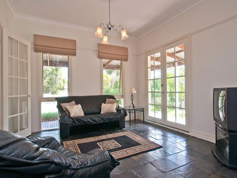 19 Bartlett Street, Frankston South VIC 3199