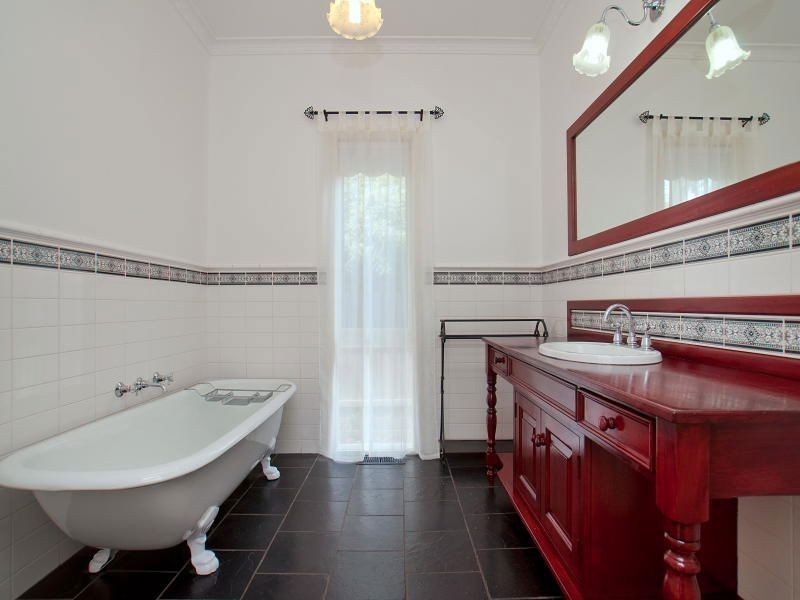 19 Bartlett Street, Frankston South VIC 3199