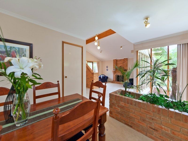 98 Woodside Avenue, Frankston South VIC 3199