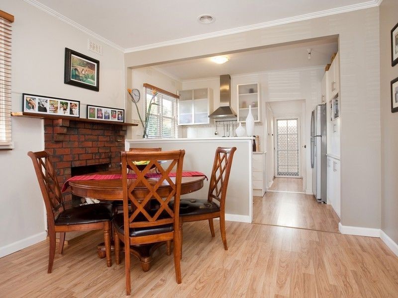 12 Summit Road, Frankston VIC 3199