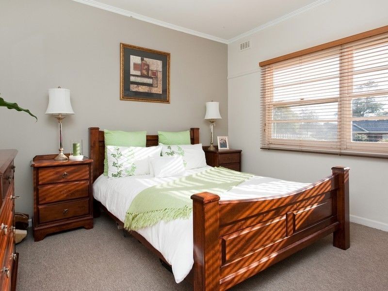 12 Summit Road, Frankston VIC 3199