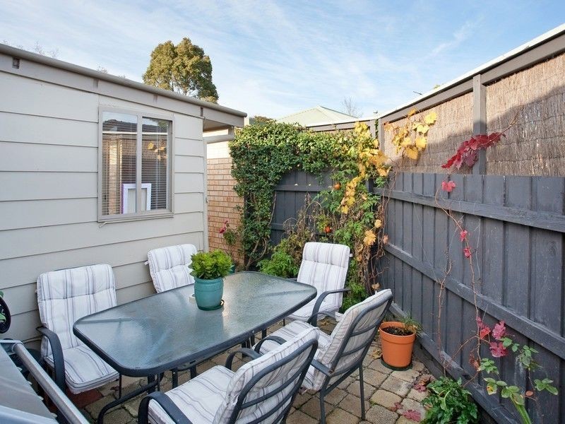 12 Summit Road, Frankston VIC 3199