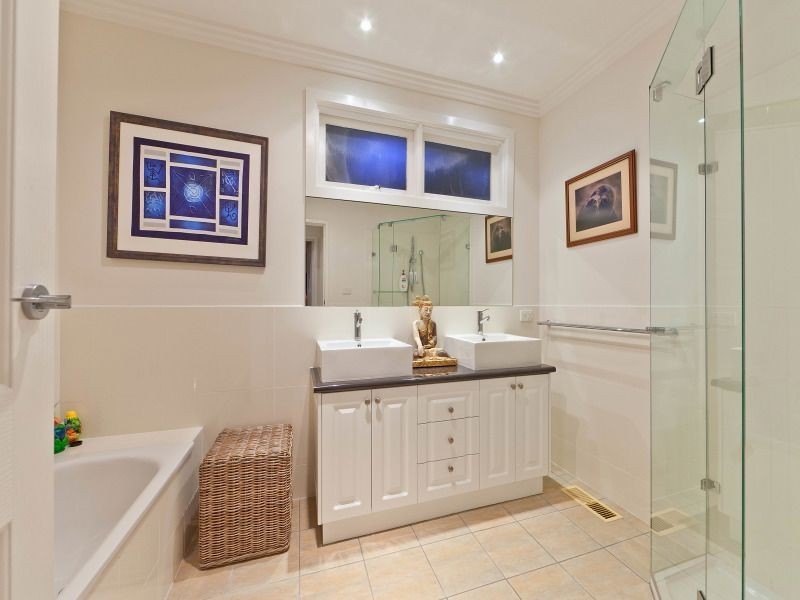 11 The Crest, Frankston South VIC 3199