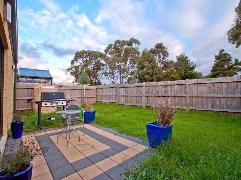 6/24 Bruce Drive, Somerville VIC 3912
