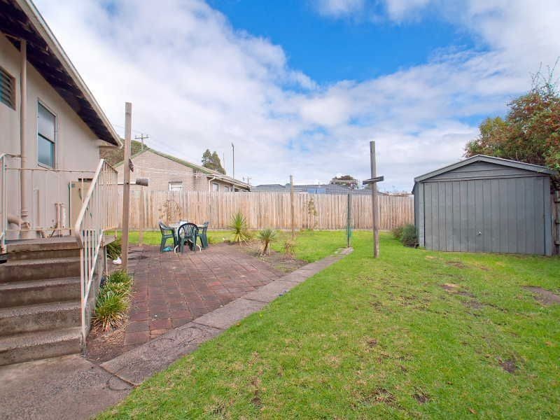 18 Lindsay Street, Frankston North VIC 3200