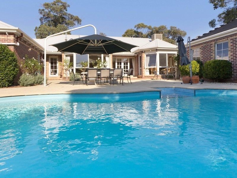 11 Chetwyn Court, Frankston South VIC 3199