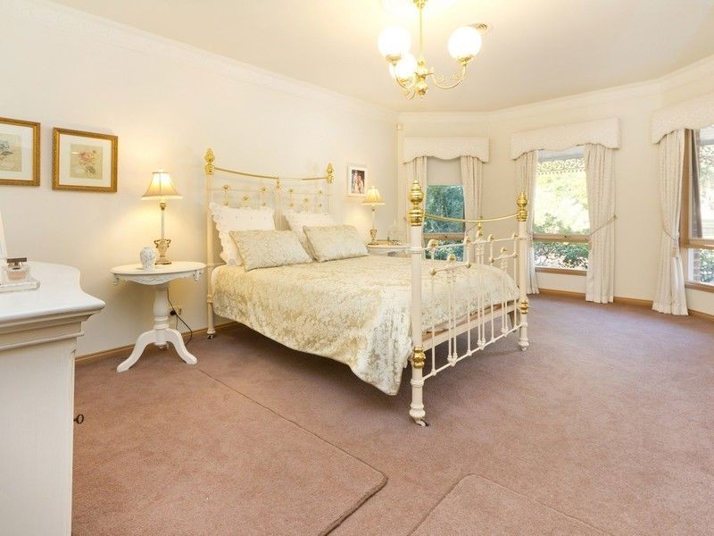 11 Chetwyn Court, Frankston South VIC 3199