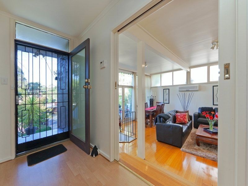 16 Wattle Drive, Frankston VIC 3199