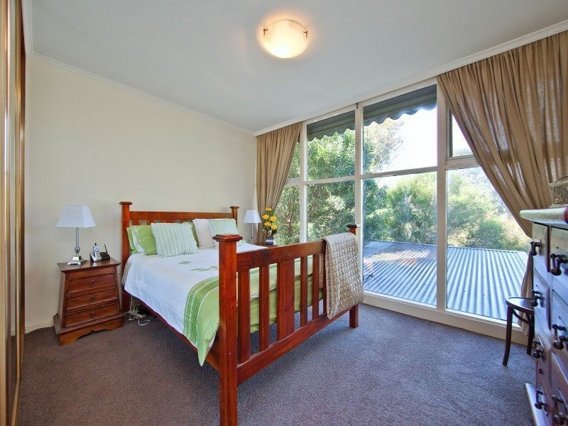 16 Wattle Drive, Frankston VIC 3199