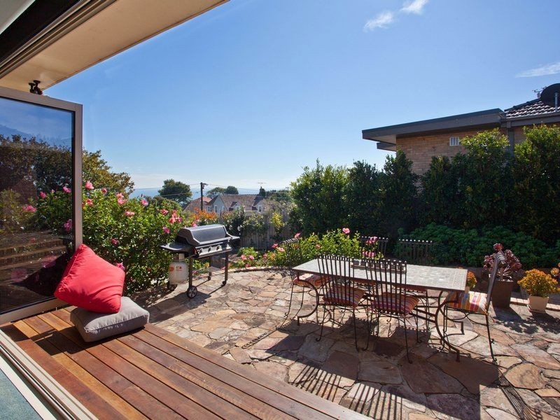 7 Fenton Crescent, Frankston South VIC 3199