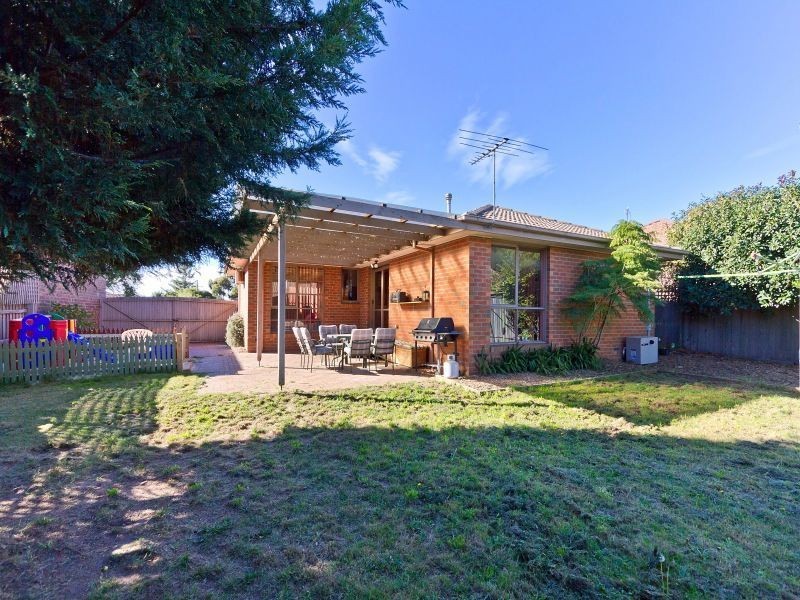 16 Charleville Court, Carrum Downs VIC 3201