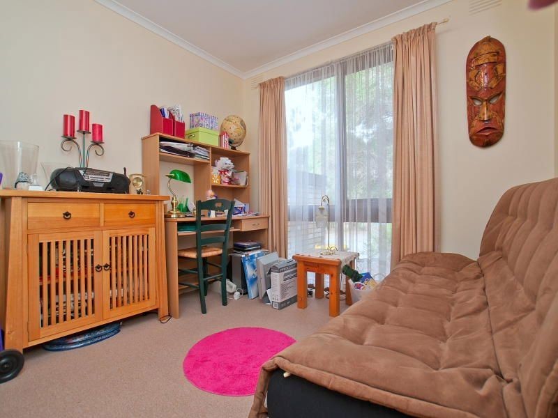 2/10 Bloom Street, Frankston VIC 3199