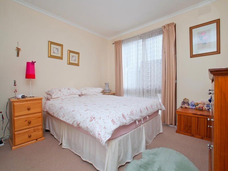 2/10 Bloom Street, Frankston VIC 3199