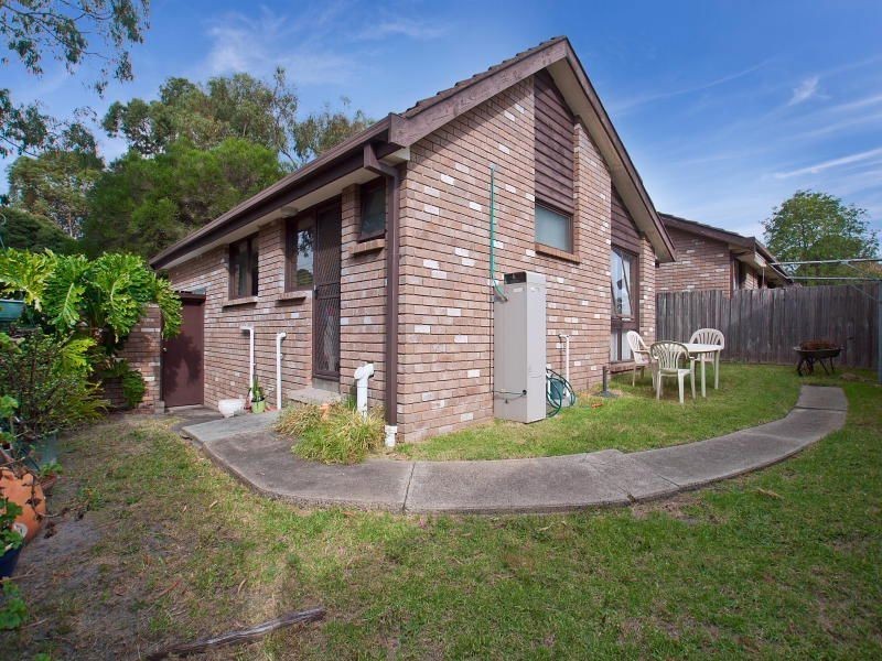 2/10 Bloom Street, Frankston VIC 3199