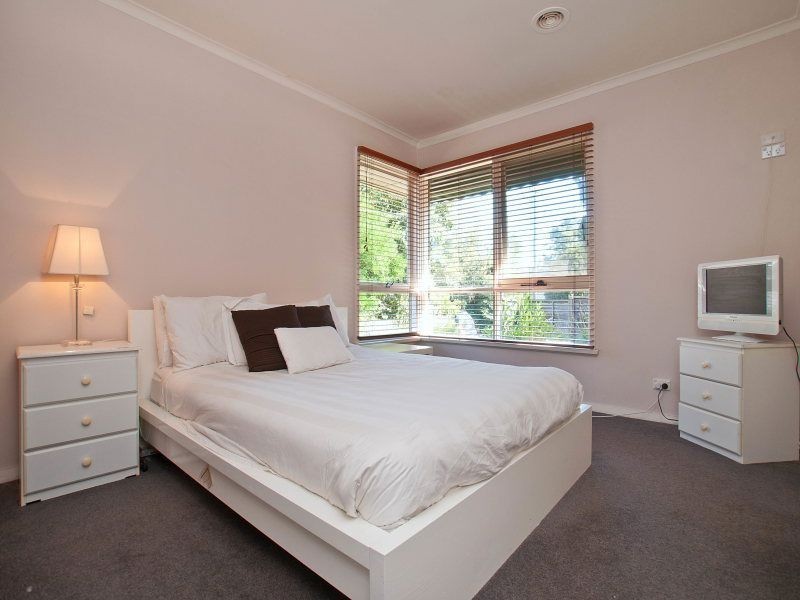 74 Woolston Drive, Frankston South VIC 3199