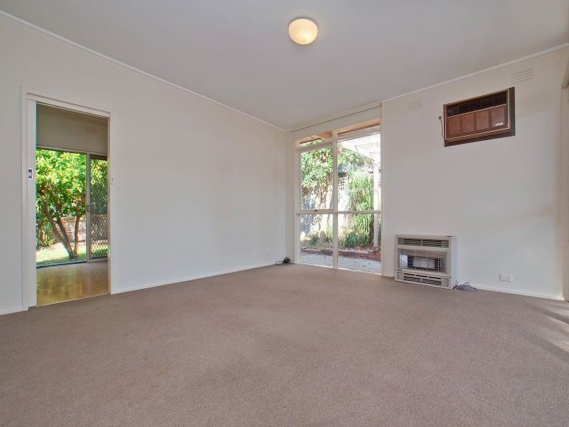 17 Berberis Crescent, Frankston VIC 3199