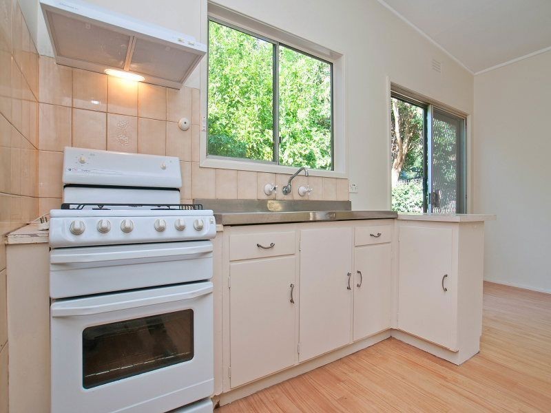 17 Berberis Crescent, Frankston VIC 3199