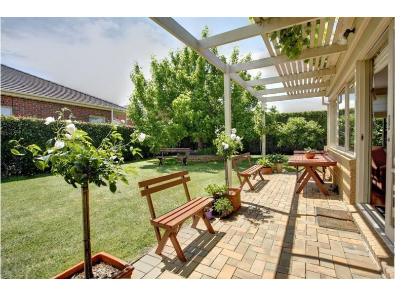 20 Highland Drive, Frankston South VIC 3199