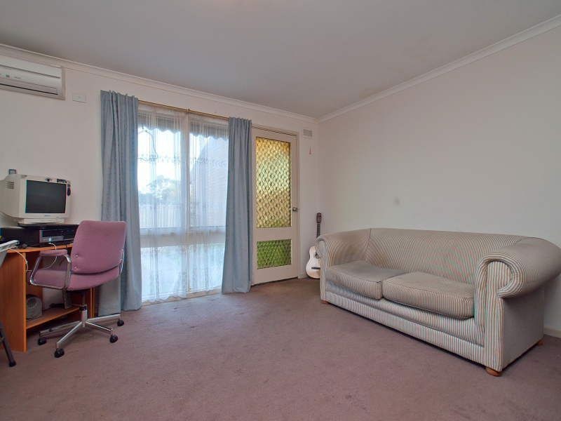 13/15 Cricklewood Avenue, Frankston VIC 3199