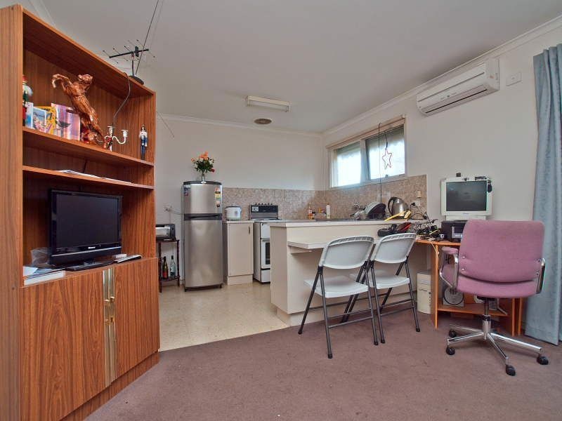 13/15 Cricklewood Avenue, Frankston VIC 3199