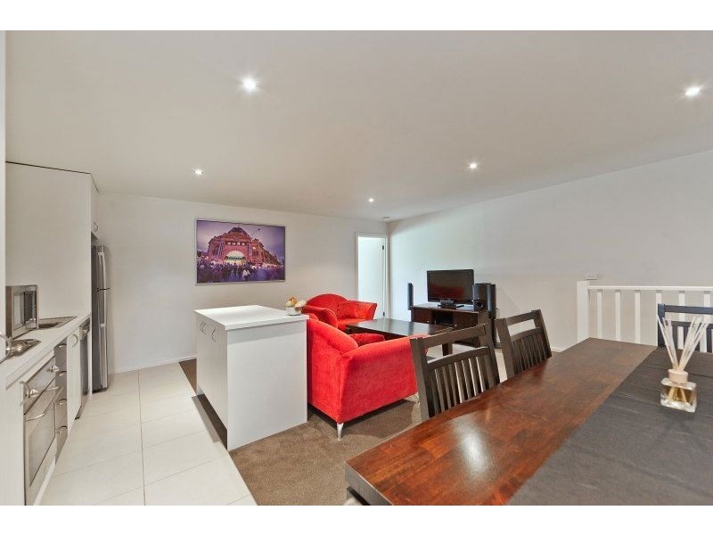 2/6 Fairway Street, Frankston VIC 3199