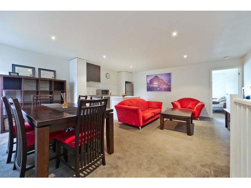 2/6 Fairway Street, Frankston VIC 3199