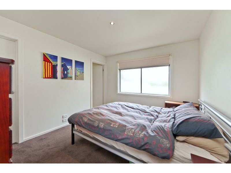 2/6 Fairway Street, Frankston VIC 3199