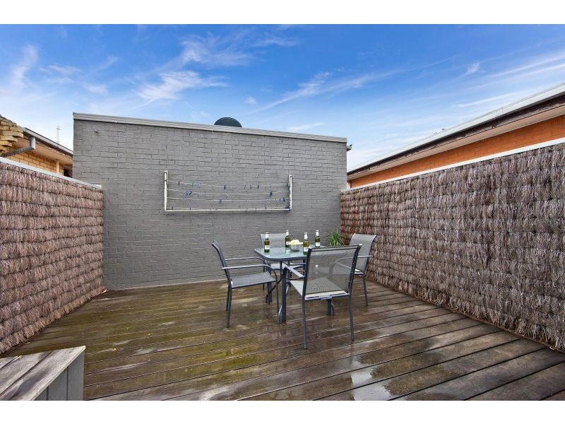 2/6 Fairway Street, Frankston VIC 3199