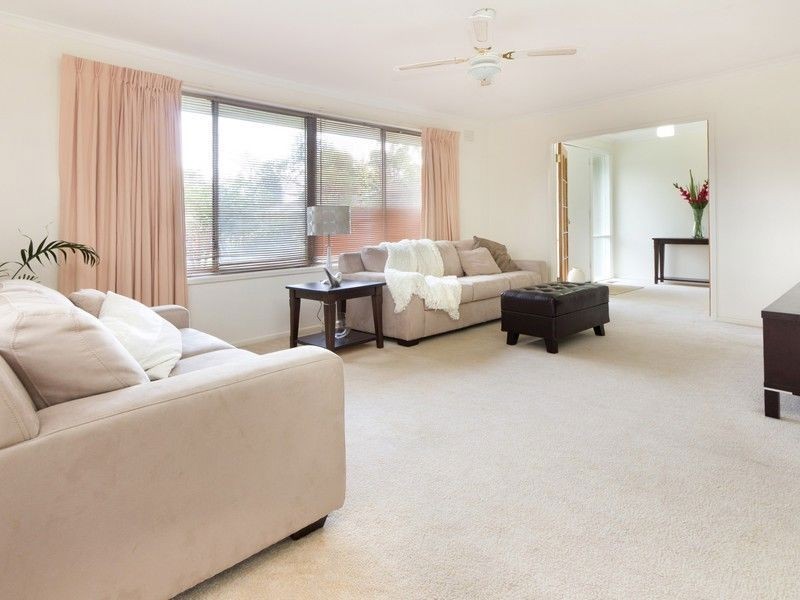 8 Almora Close, Frankston VIC 3199