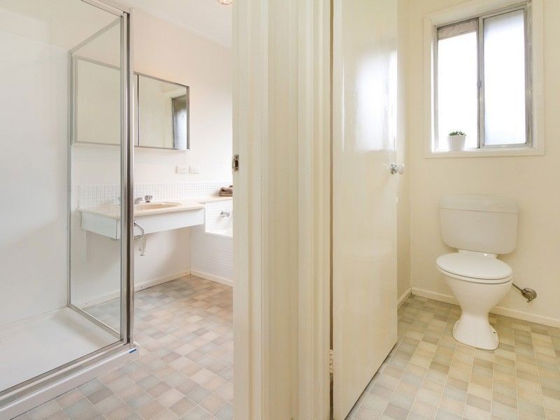 8 Almora Close, Frankston VIC 3199