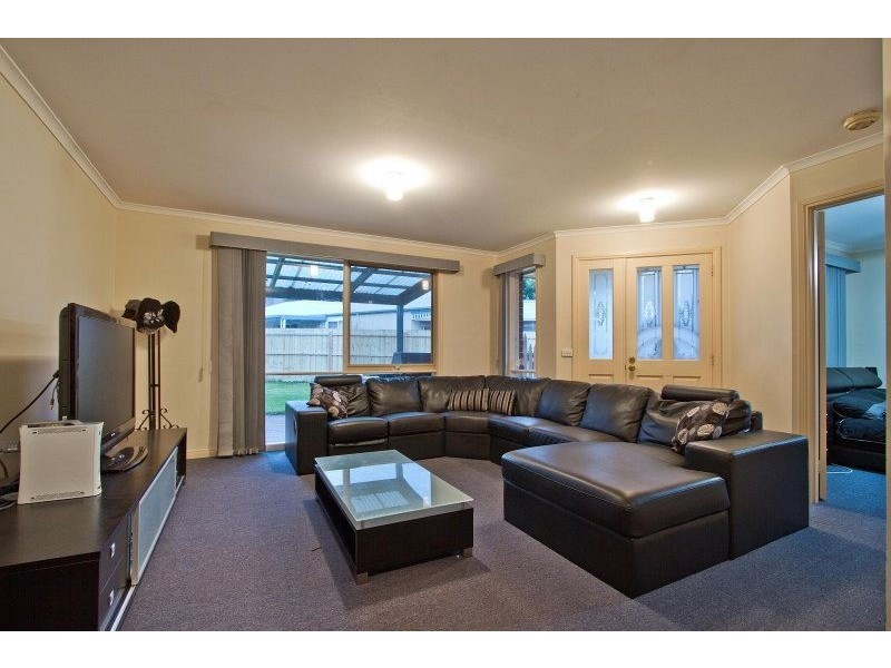 9 Chatterley Court, Frankston VIC 3199