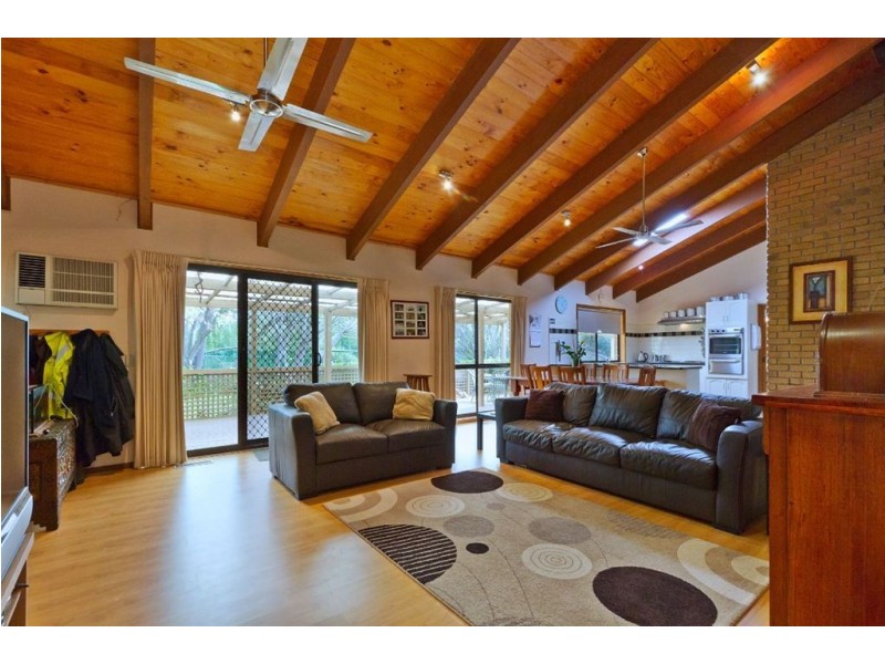 20 Raymond Street, Somerville VIC 3912