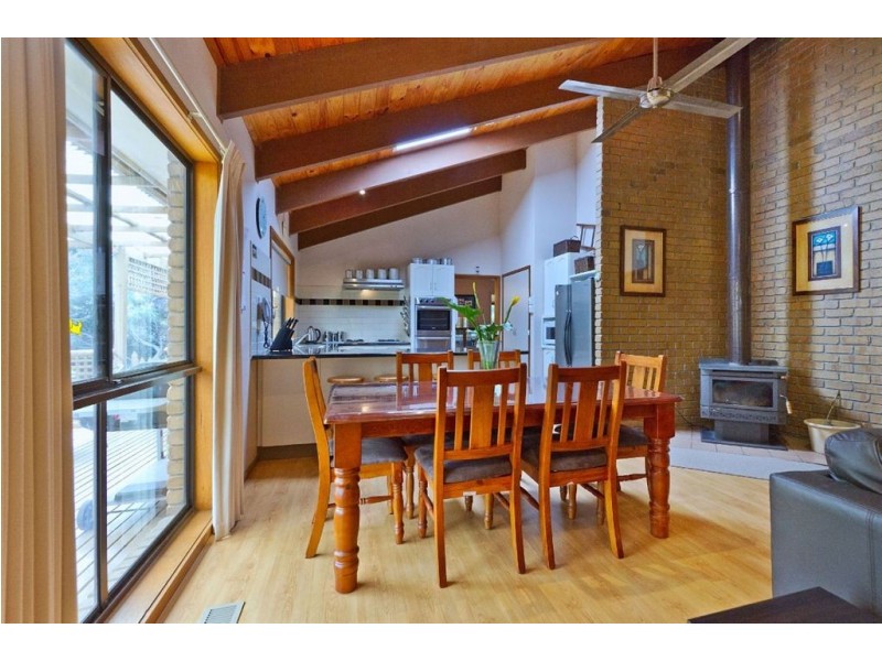 20 Raymond Street, Somerville VIC 3912